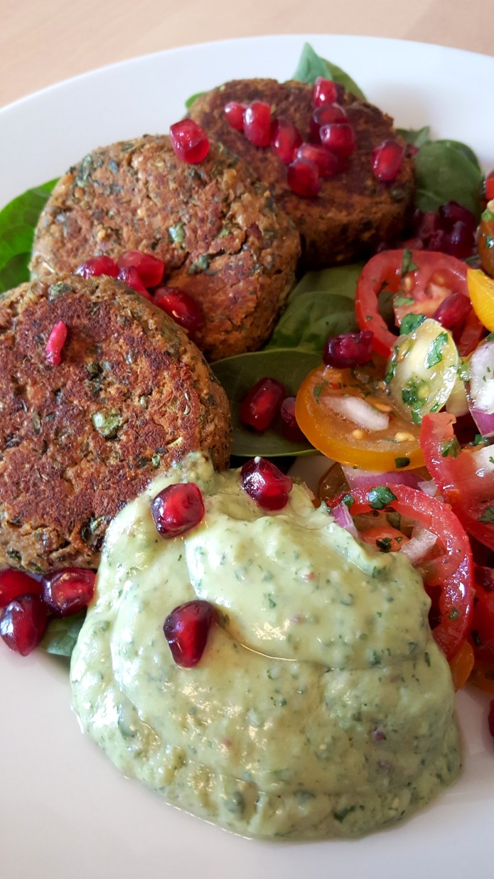 Kale fal 11 low res with avo