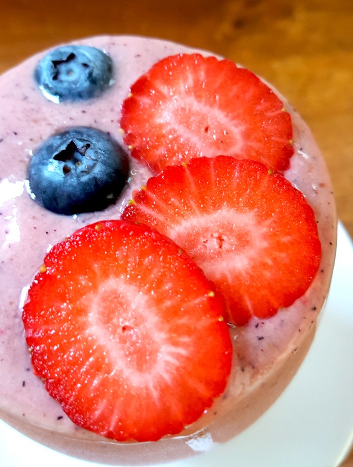 avo-berry-20-low-res