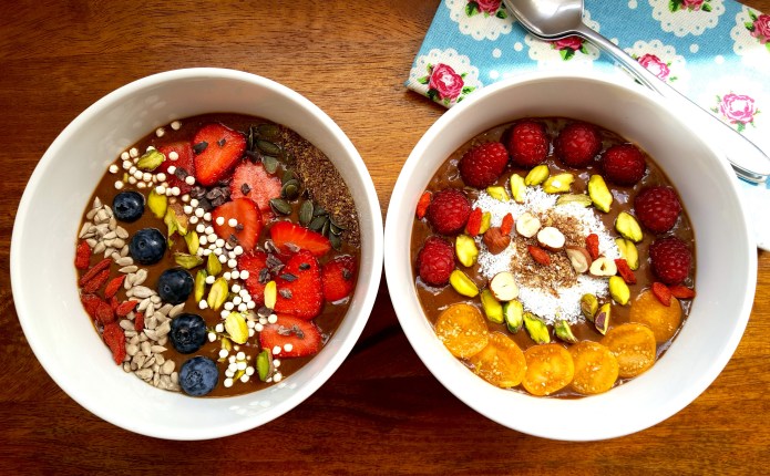 Cacao wheatgrass smoothie bowl 39 low res