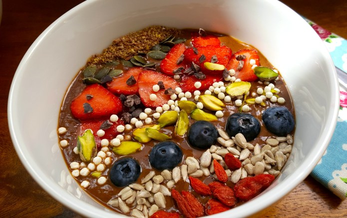 Cacao wheatgrass smoothie bowl 46 low res