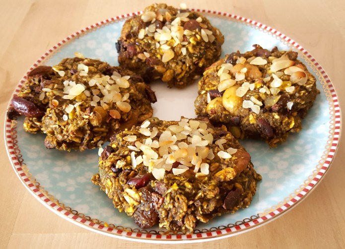 Wheatgrass banana cookies