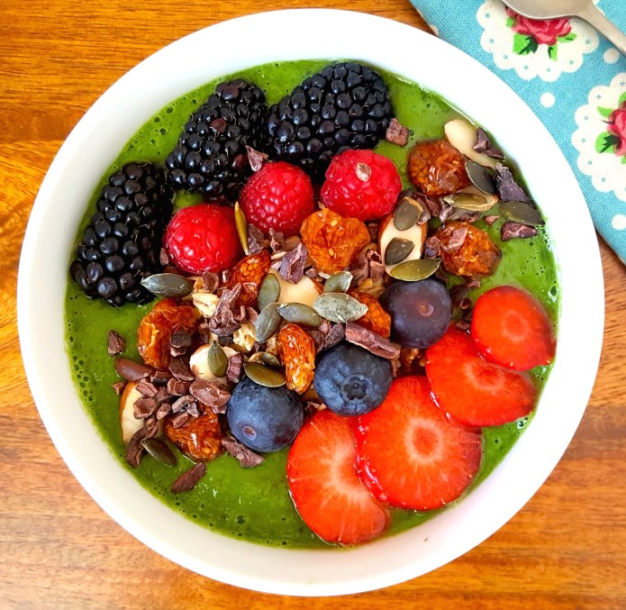 Green smoothie bowl 24