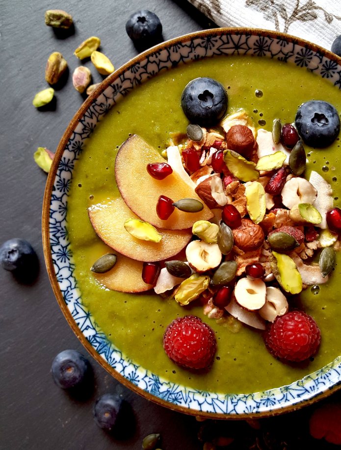 Pineapple orange smoothie 7