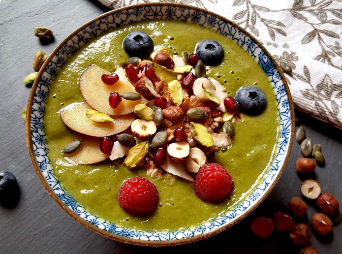 Pineapple orange smoothie 8