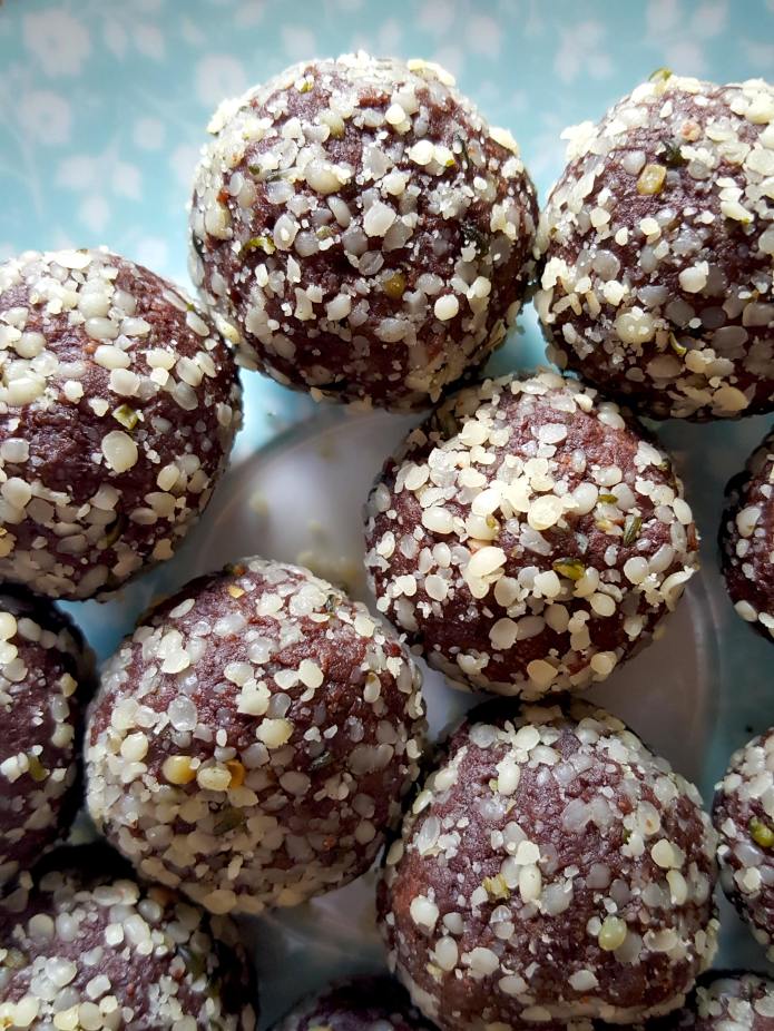 Hemp balls 35