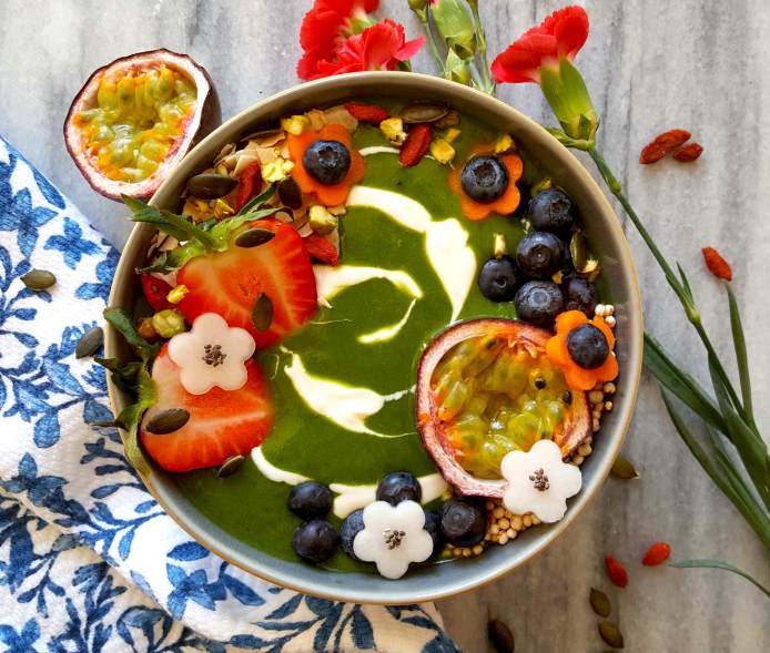 Green smoothie flowers 2