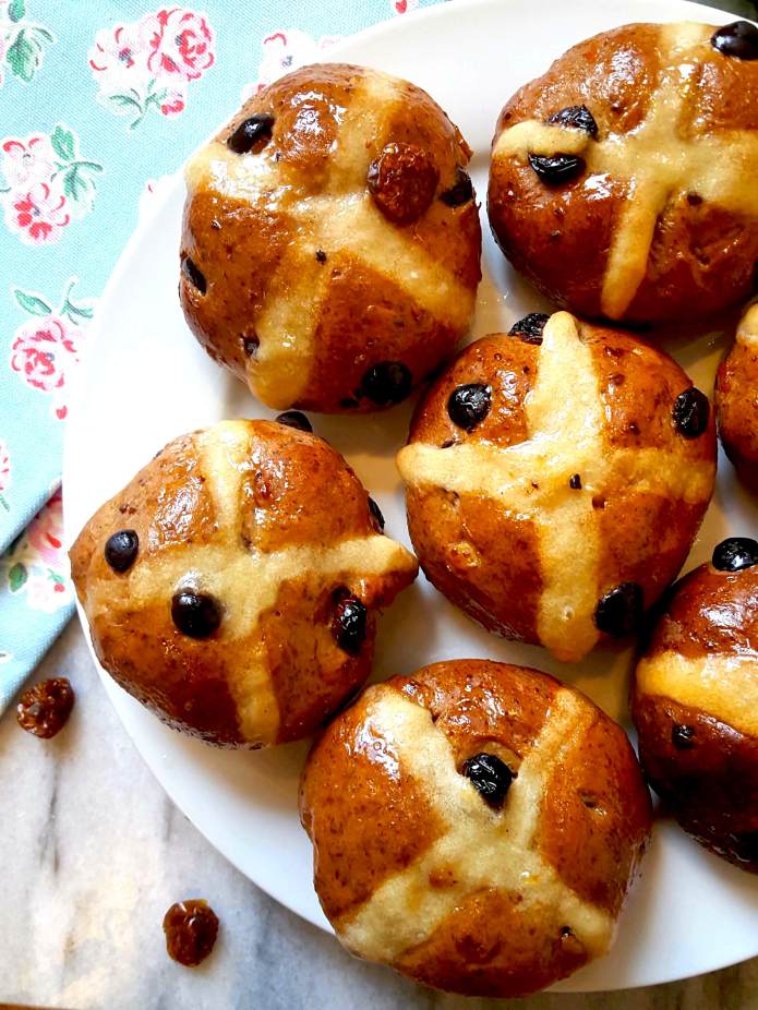 Hot cross buns 25