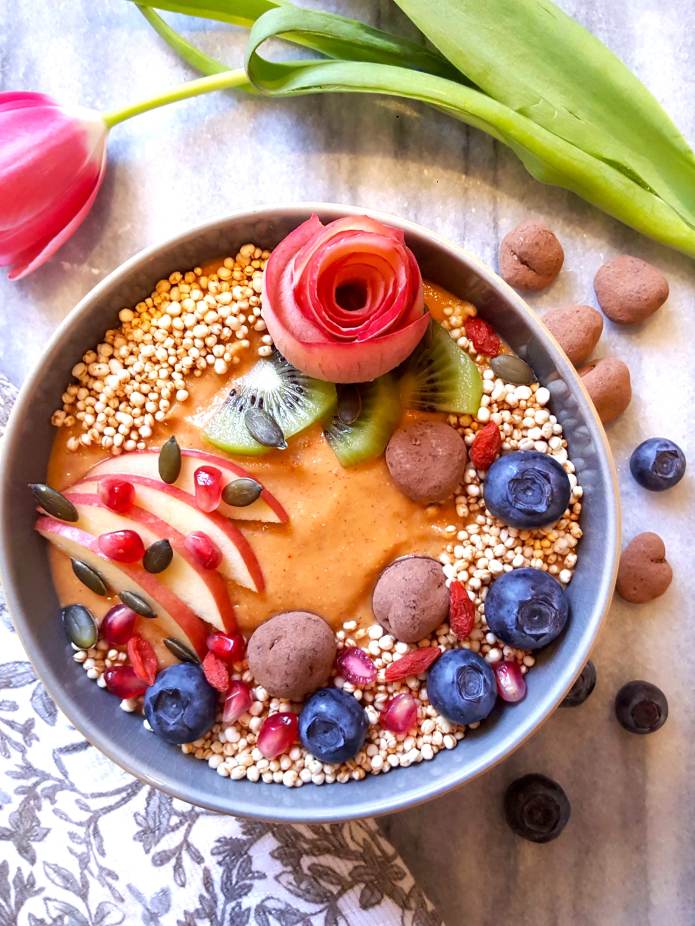 Orange apple smoothie 15