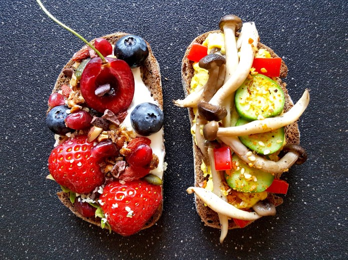 Turmeric hummus toast